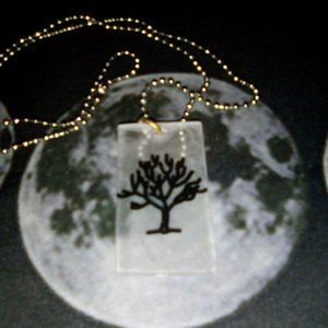 4/ $20 Tree of life